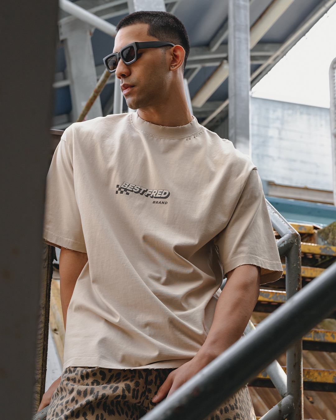 BEST FRED CHECKER DISTRESSED TEE - SAND